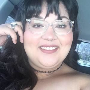 Meet your Posher, Isabel